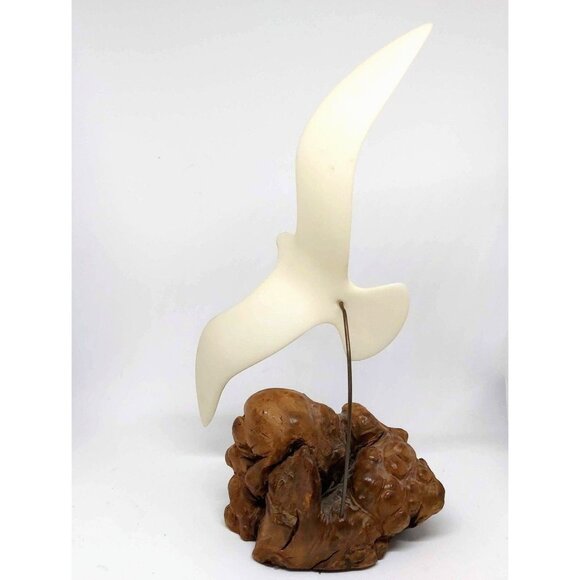 John Perry Seagull Sculpture-Drift Wood and Pellucida-Approximately 10" Signed - Picture 4 of 6
